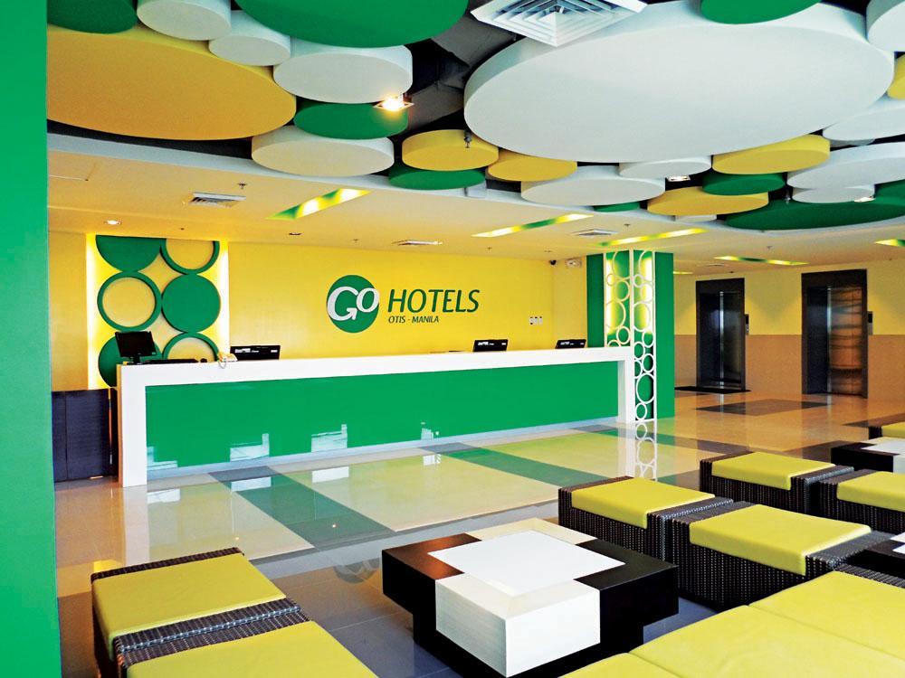 Go Hotels Otis - Manila Bagian luar foto