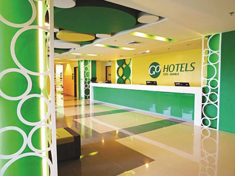 Go Hotels Otis - Manila Bagian luar foto